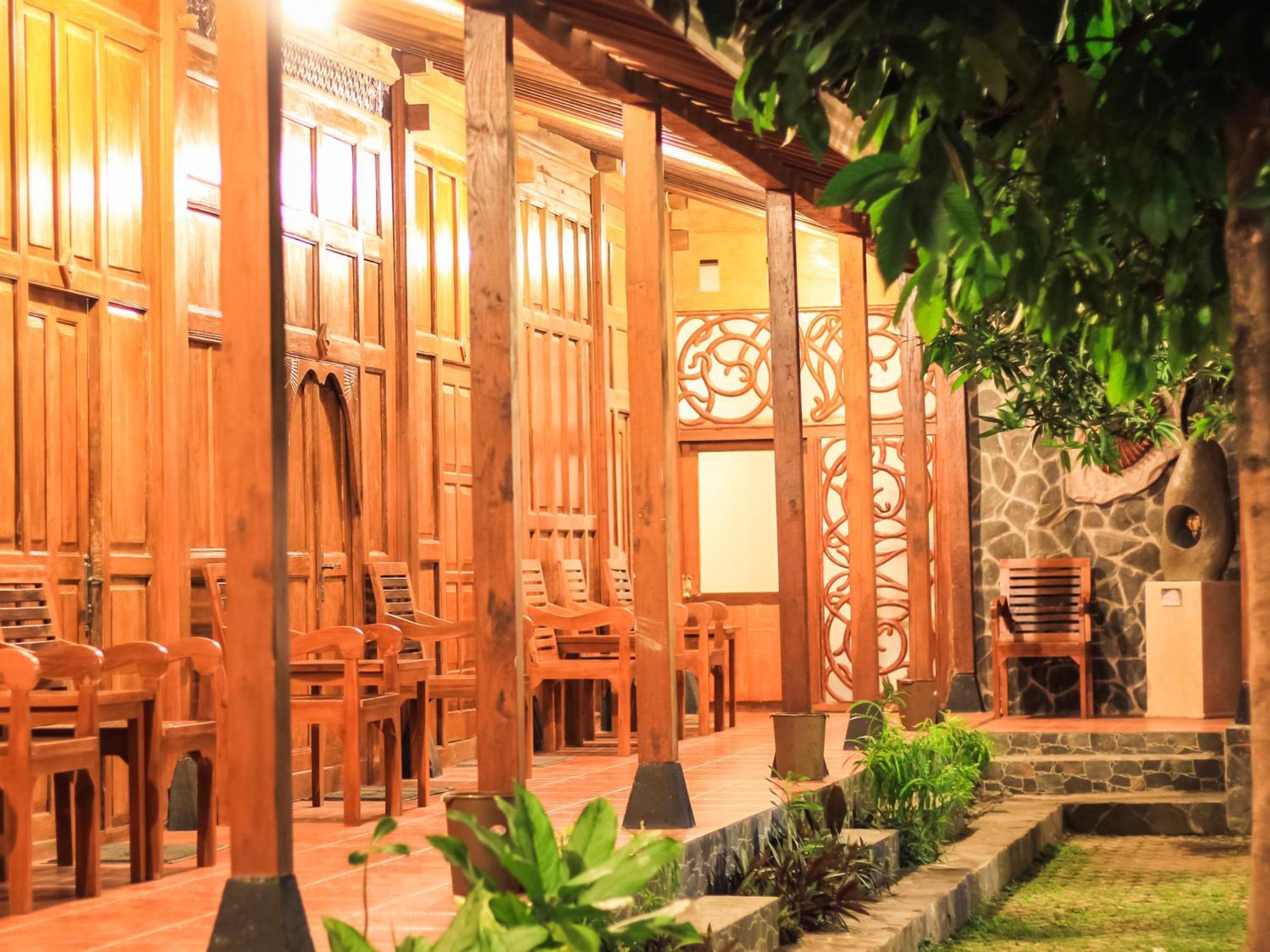 Pendhapa Art Space - Pas Limasan Homestay Prawirotaman Экстерьер фото