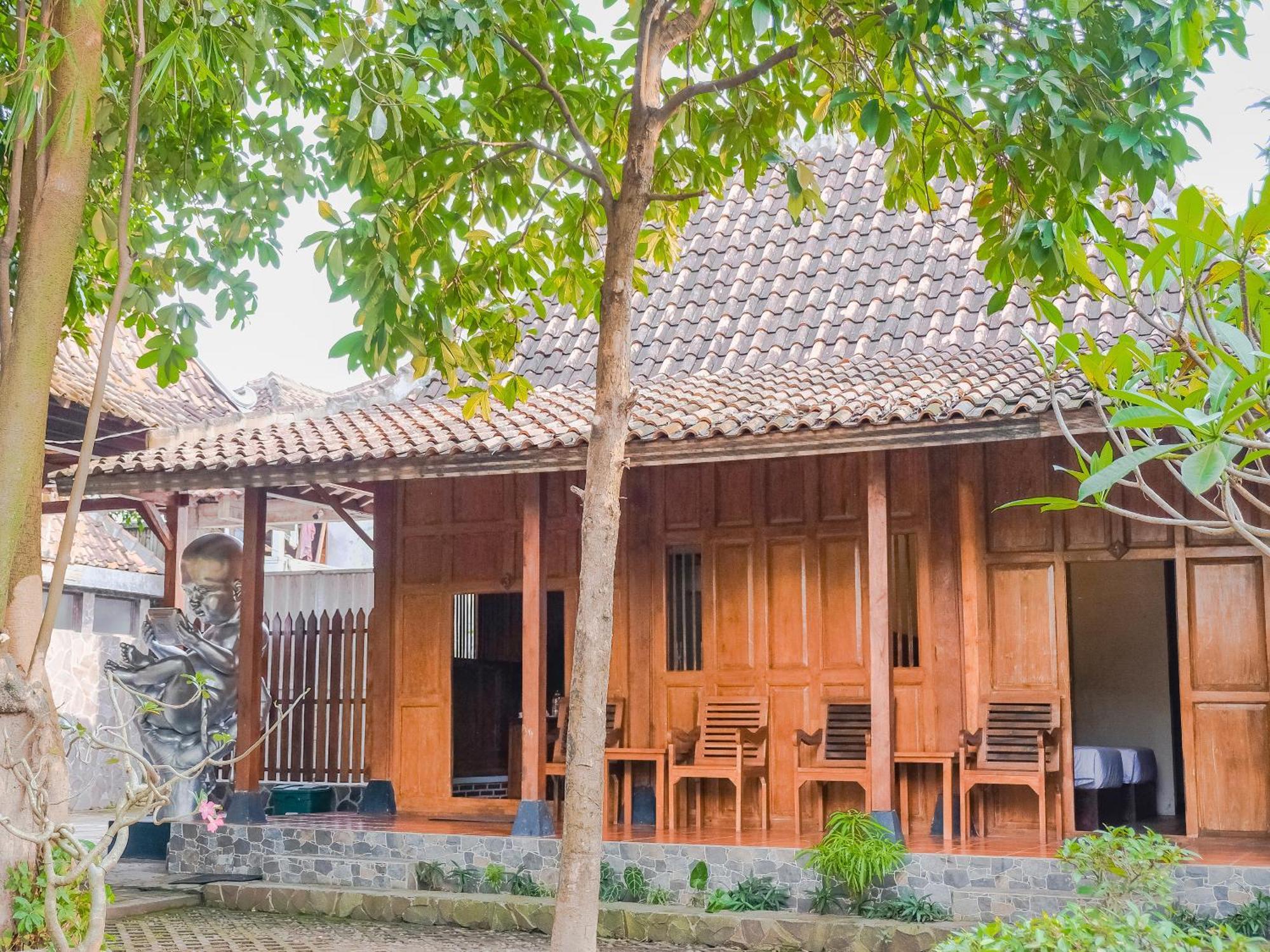 Pendhapa Art Space - Pas Limasan Homestay Prawirotaman Экстерьер фото