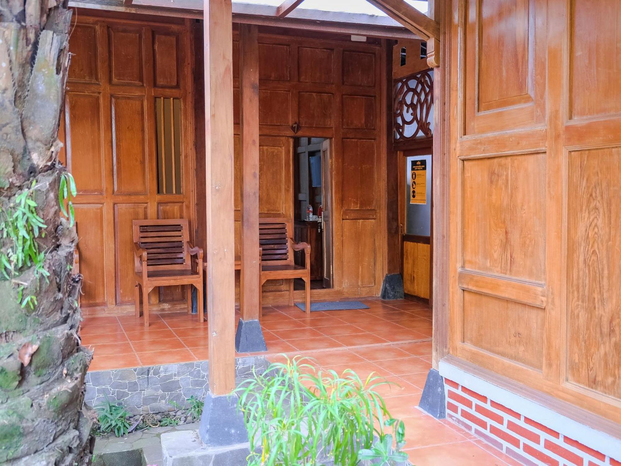 Pendhapa Art Space - Pas Limasan Homestay Prawirotaman Экстерьер фото