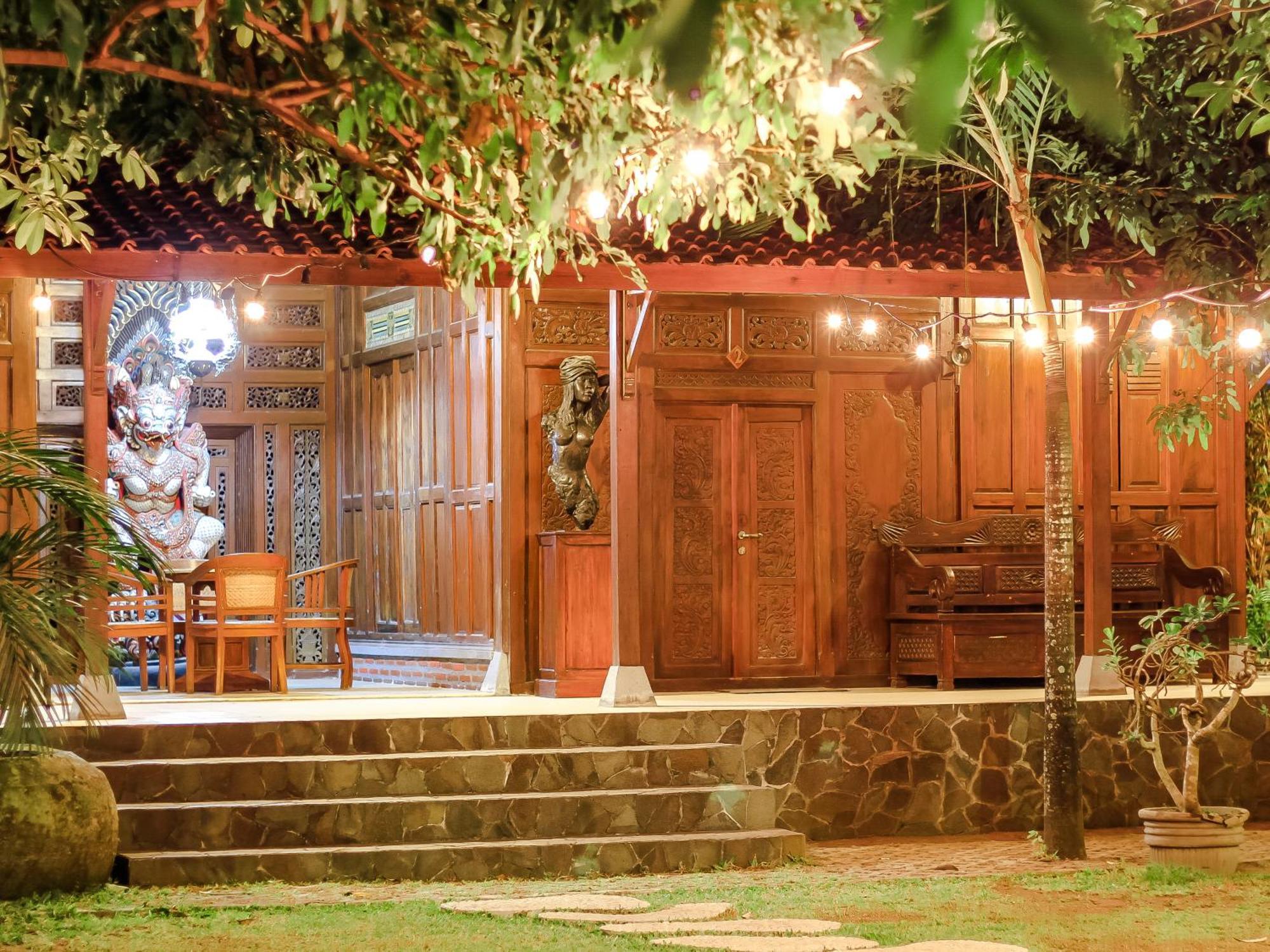 Pendhapa Art Space - Pas Limasan Homestay Prawirotaman Экстерьер фото